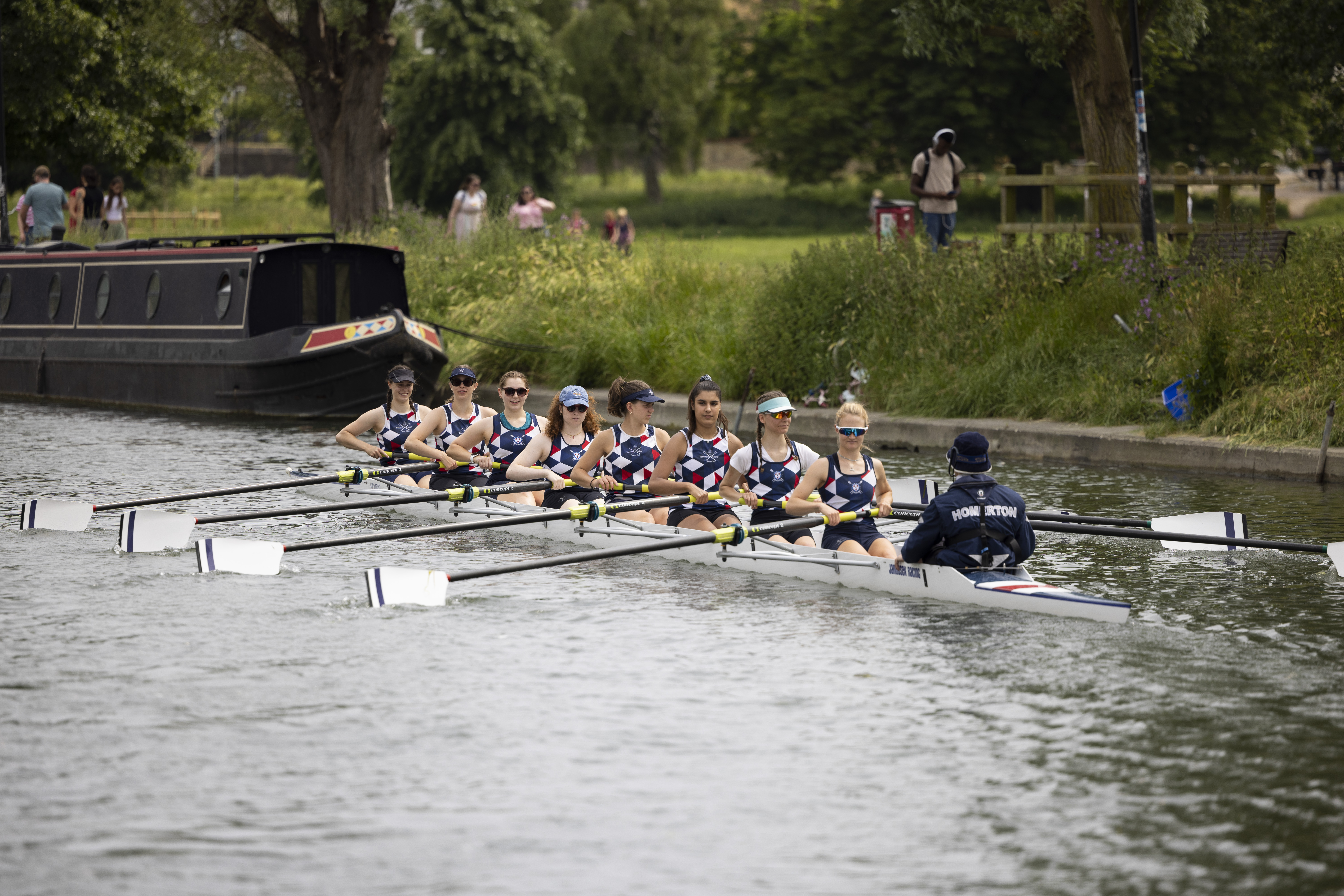 HCBC women's rowing team on the Cam
